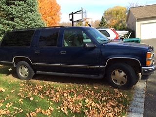 Chevrolet : Suburban 1999 chevy suburban