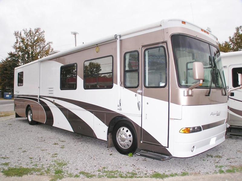 2000 Alpine Coach Limited 40' Diesel Pusher 350 HP