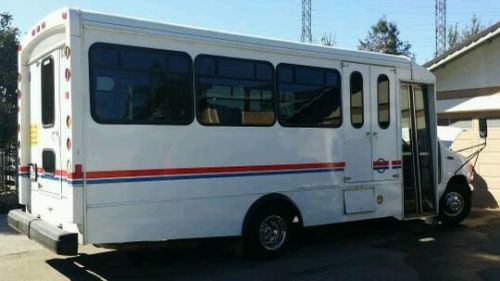 Ford : E-Series Van e450 FULLY LOADED Party BUS 18 seater with 3 TVS sofa couch/Bathroom installed