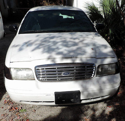 Ford : Crown Victoria Police Interceptor 2004 ford crown victoria police interceptor sedan 4 door 4.6 l