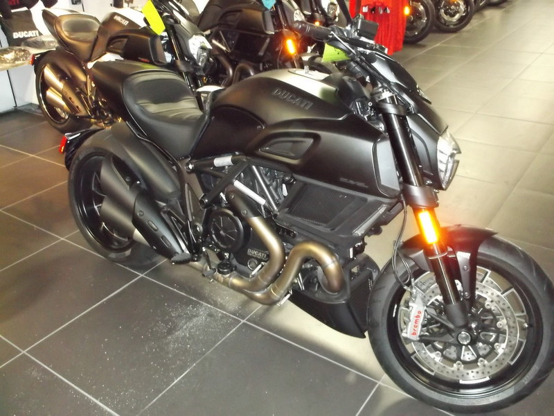 2015 Ducati Diavel Diavel Carbon