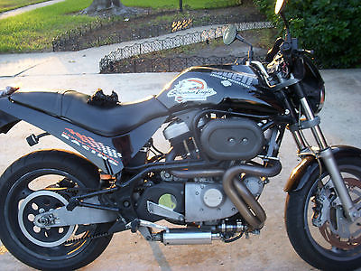 Buell : Cyclone 2000 buell cyclone ready to transform into a mutant