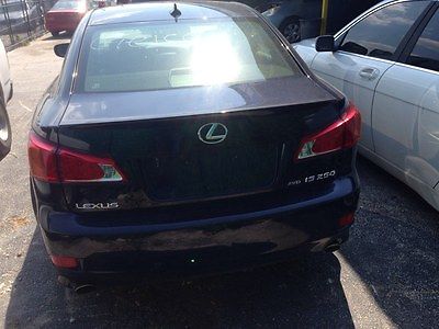 Lexus : IS IS 250 water damage