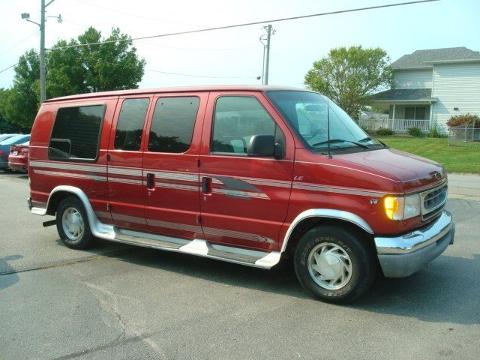 2002 Ford E-150 West Branch, IA