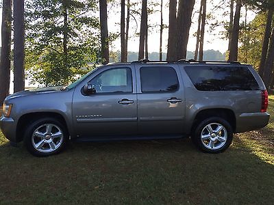 Chevrolet : Other Pickups LT 2007 suburban for sale