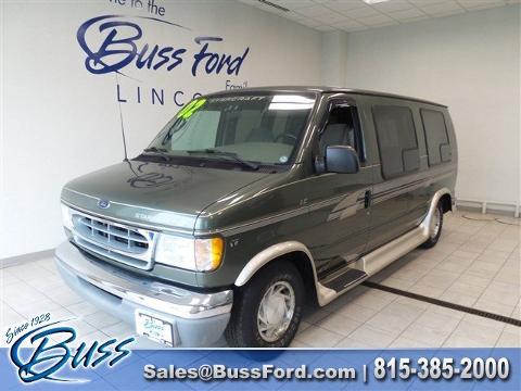 2002 Ford E-150 Recreational McHenry, IL