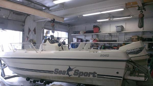 1999 Sea Sport 2052