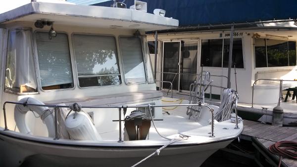 1970 Boatel 47 Islander