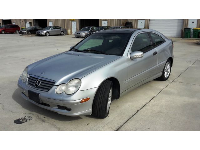 Mercedes-Benz : C-Class 2dr Cpe 2.3L Low miles Runs and drives well