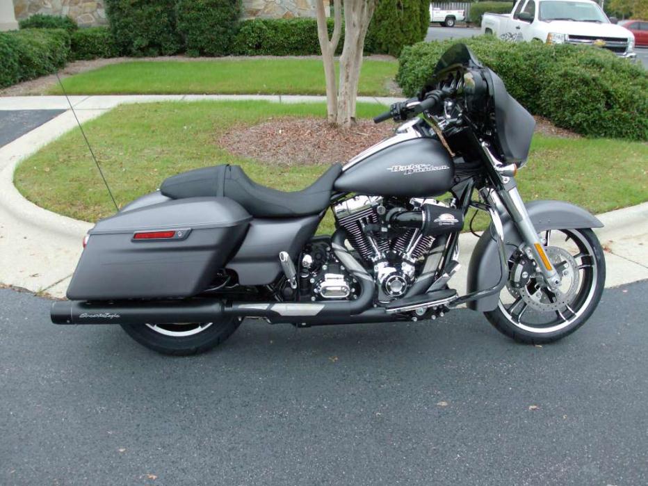 2016 Harley-Davidson Street Glide Special