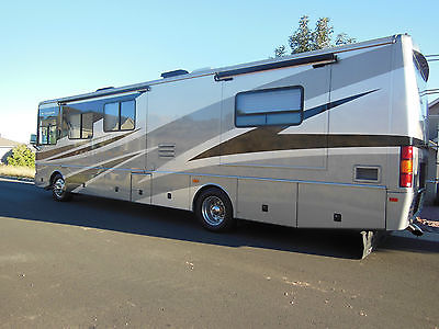 06 Fleetwood Providence,39' Diesel Pusher RV,Serviced & Ready for the road now!