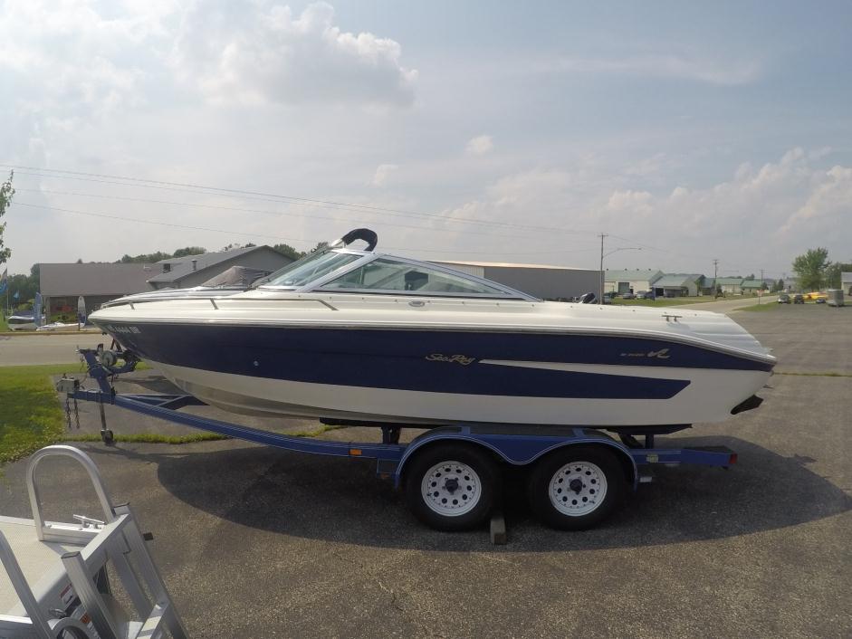 1995 Sea Ray 200 Signature