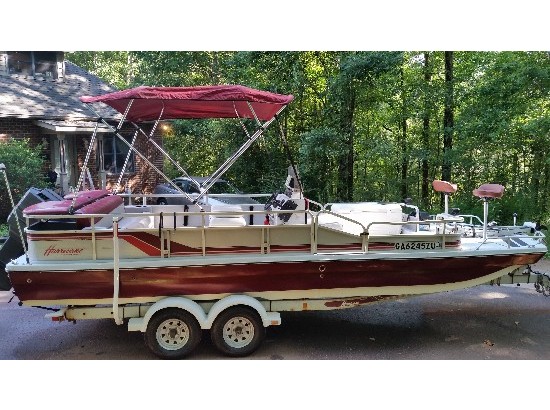 1989 Hurricane 226FD Center Console