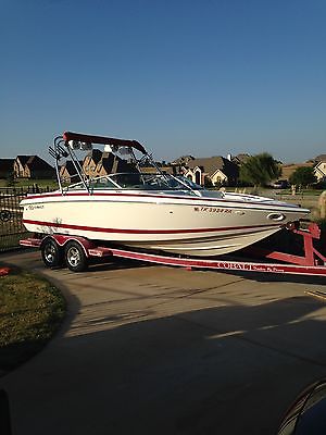 2001 COBALT 226 BOAT / FACTORY WAKEBOARD TOWER / WITH PERFECT PASS $20,100.00