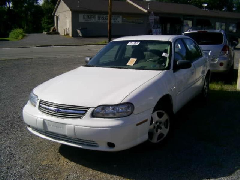 2004 Chevrolet Classic 4dr Sdn