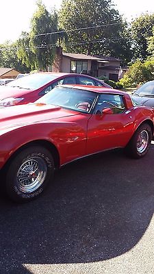 Chevrolet : Corvette 1978 red 25 th anniversary corvette low miles matching numbers priced to sell