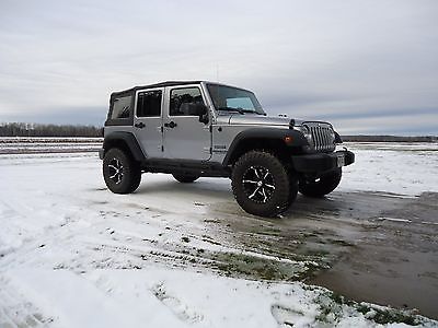 Jeep : Wrangler Unlimited 2014 jeep wrangler unlimited 2 lift 35 tires low miles drives perfect