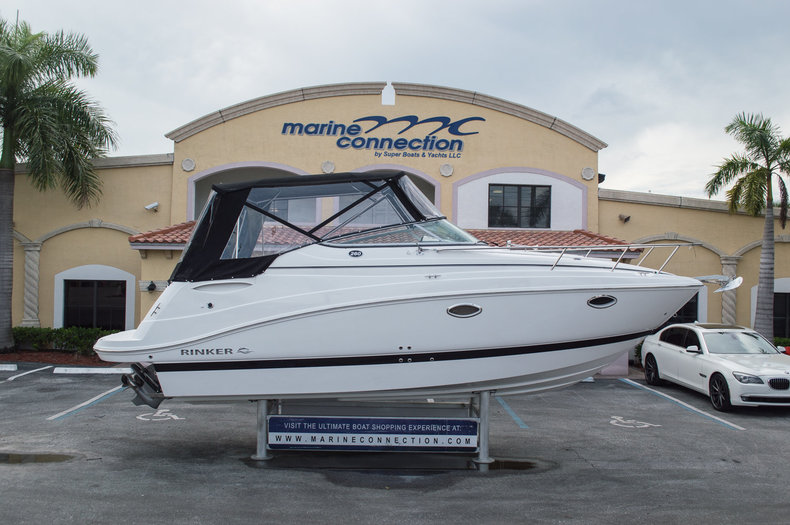 2015 Rinker 260 EC Express Cruiser