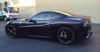 Ferrari : California Base Convertible 2-Door Nero Daytona and Natural -  8K MILES Warranty till 12/27/2016  256K MSRP LOADED