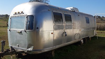 1972 31-ft. Airstream Sovereign Travel Trailer Project