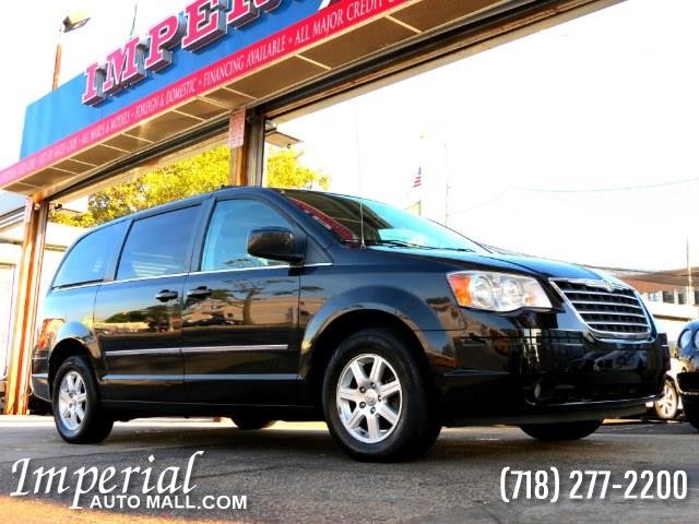 2010 Chrysler Town & Country 4dr Wgn Touring Plus