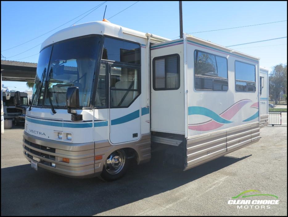 2005 Winnebago Adventurer 38 J