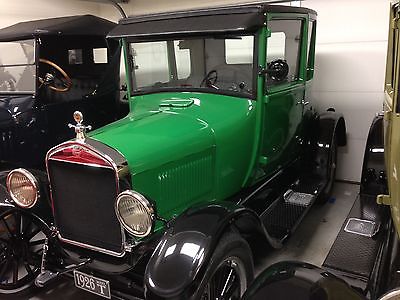 Ford : Model T coupe 1926 ford model t green