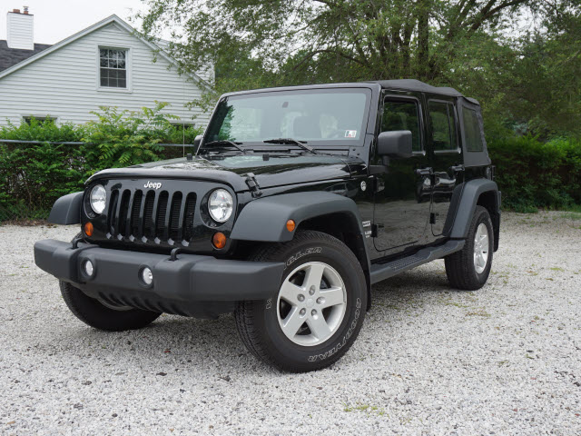 2013 Jeep Wrangler Unlimited Sport Willoughby, OH
