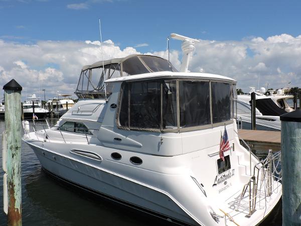 2001 Sea Ray 420 Aft Cabin