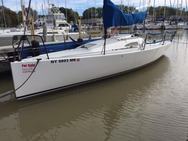 2015 J Boats J/88