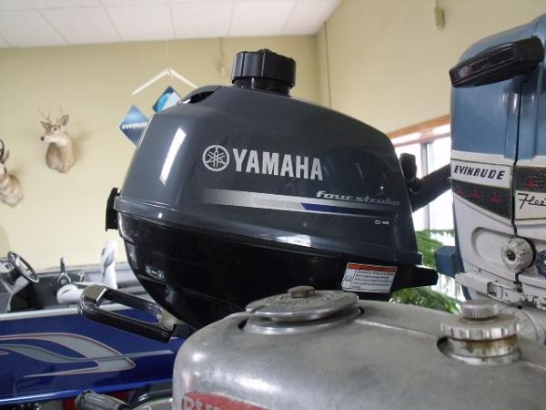2015 YAMAHA F2.5SMH Engine and Engine Accessories
