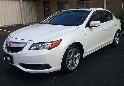 Acura : ILX ~Technology Package, Navigation,Backup Cam,Bluetooth,Htd Seats 2014 acura ilx 2.0 l tech package 12 kmi backup cam nav bluetooth htd seats