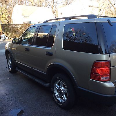 Ford : Explorer XLT  2003 ford explorer xlt fully loaded