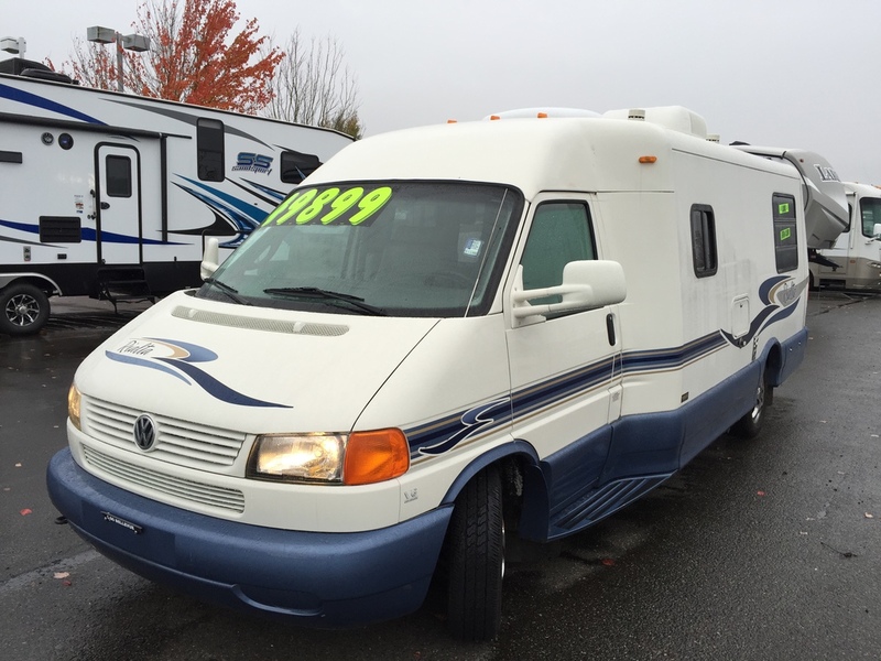 2016 Winnebago Sightseer 33C