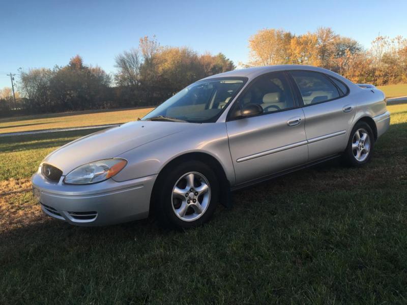 2005 Ford Taurus Excellent Condition