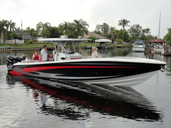 2011 Nor-Tech 390 Center Console