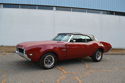 Oldsmobile : Cutlass Blacl 1969 oldsmobile cutlass s convertible 442 badges v 8 automatic beautiful driver