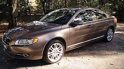 Volvo : S80 Fully loaded Style, Power and Comfort!  2007 Volvo S80 AWD in Great Condition!