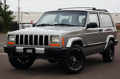 Jeep : Cherokee 2dr Sport 4 x 4 xj 5 speed manual sport 4 wd coupe serviced runs drives great must see
