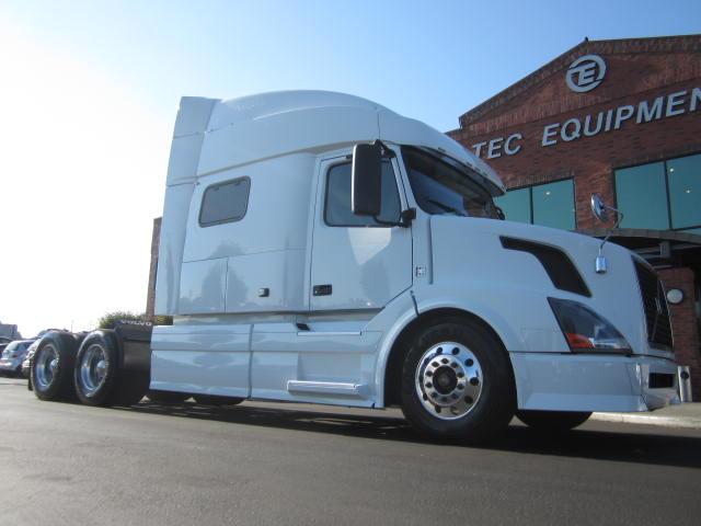 2012 Volvo Vnl64t730