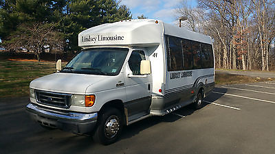 Ford : E-Series Van Mini-Coach Turtle Top 14 Pass. Van - Nice Condition, Well-Maintained & Tons of Extras !!