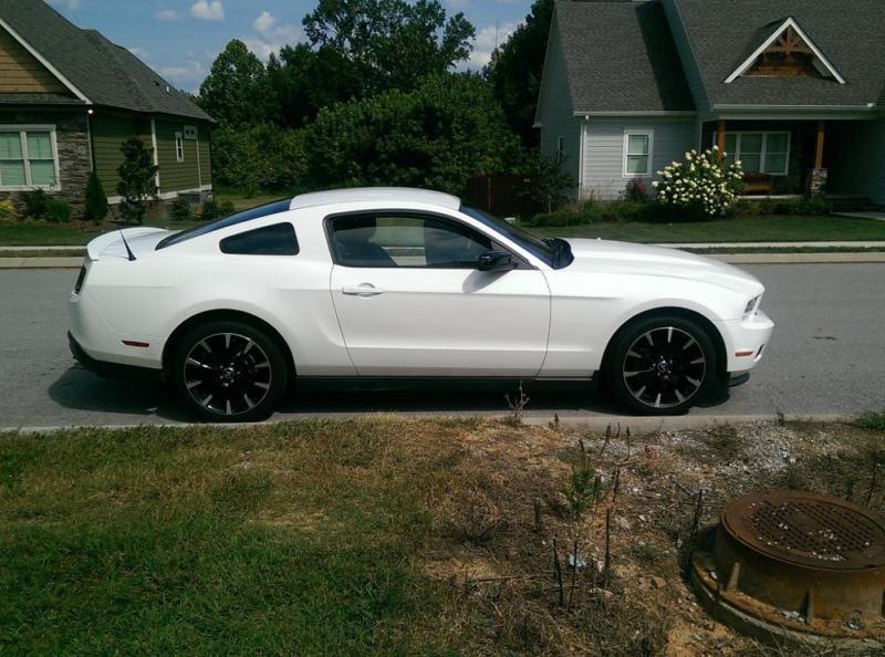 2012 Ford Mustang V6 Performance Package
