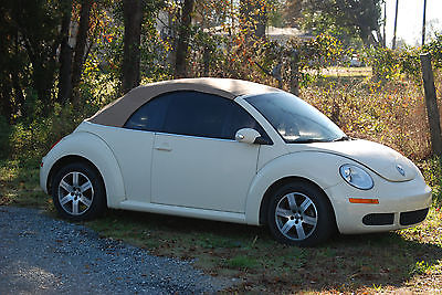 Volkswagen : Beetle-New 2006 volkswagon new beetle convertibale