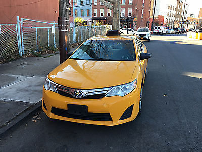 Toyota : Camry 2013 toyota camry hybrid retired nyc taxi
