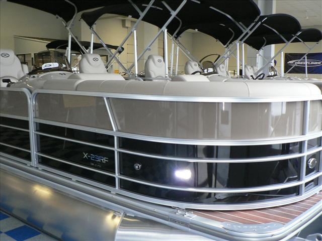 2016 Xcursion Luxury Pontoon Boats 21 RF