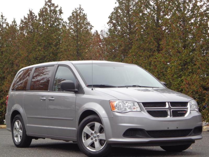 2013 Dodge Caravan  122 k on it