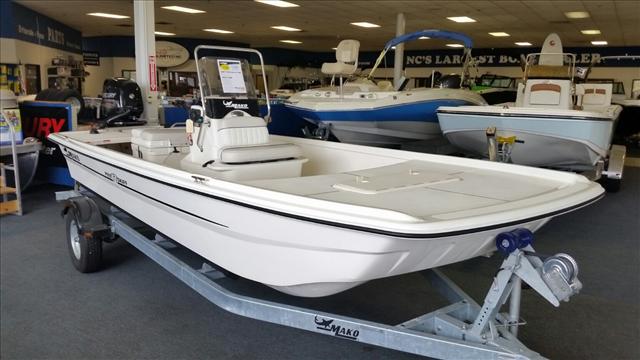 2015 Mako Inshore Pro 17 Skiff CC