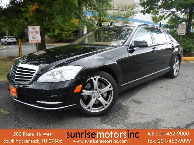 Mercedes-Benz : S-Class S550 4-MATIC Auto Panoramic Sunroof Rear Cam GPS Heated Vented Seats Sirius XM Parking Sensor