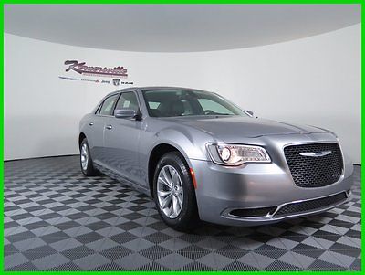 Chrysler : 300 Series Limited RWD Sedan Leather herted seats Backup Cam FINANCING AVAILABLE!! New 2016 Chrysler 300 Limited Sedan Uconnect 8.4in Screen