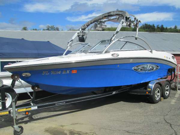 2004 Correct Craft Air Nautique 226 LE